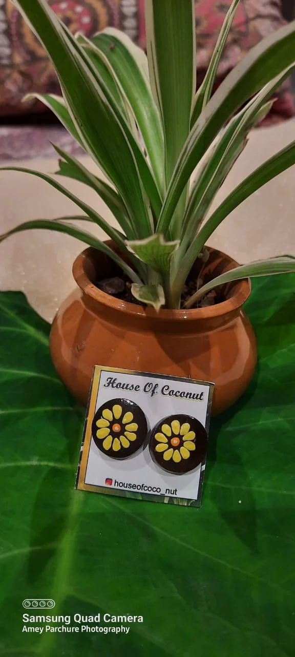 Sunpetal Stud Earrings