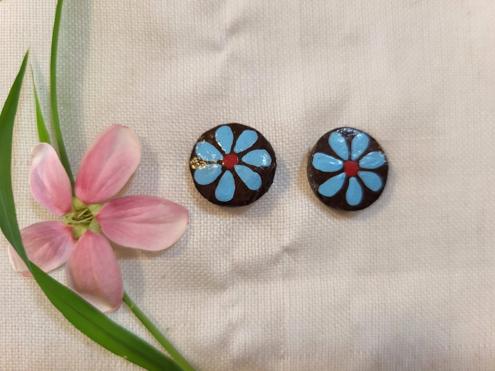 Sky Blue Daisy Stud Earrings