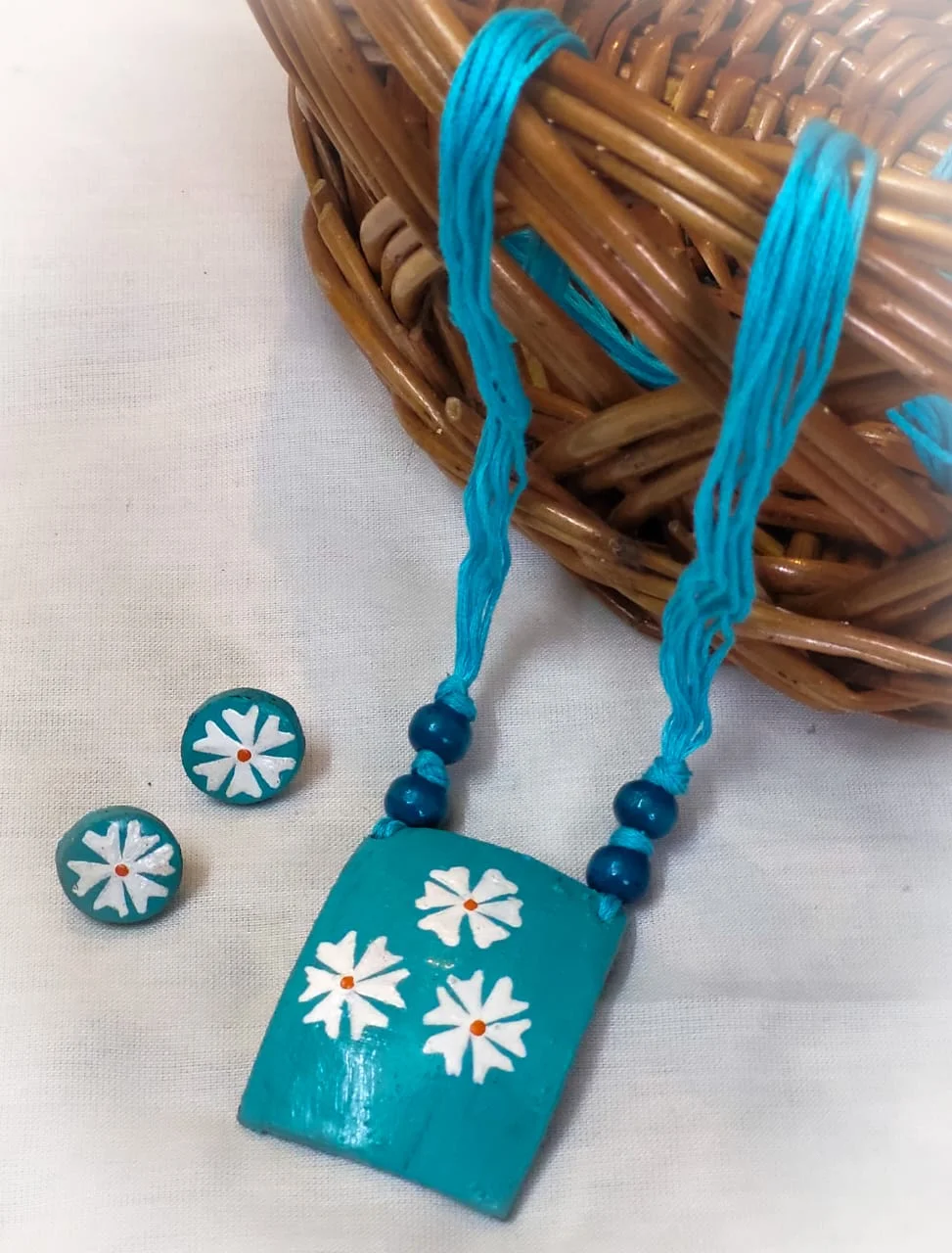 Teal Daisy Necklace Set