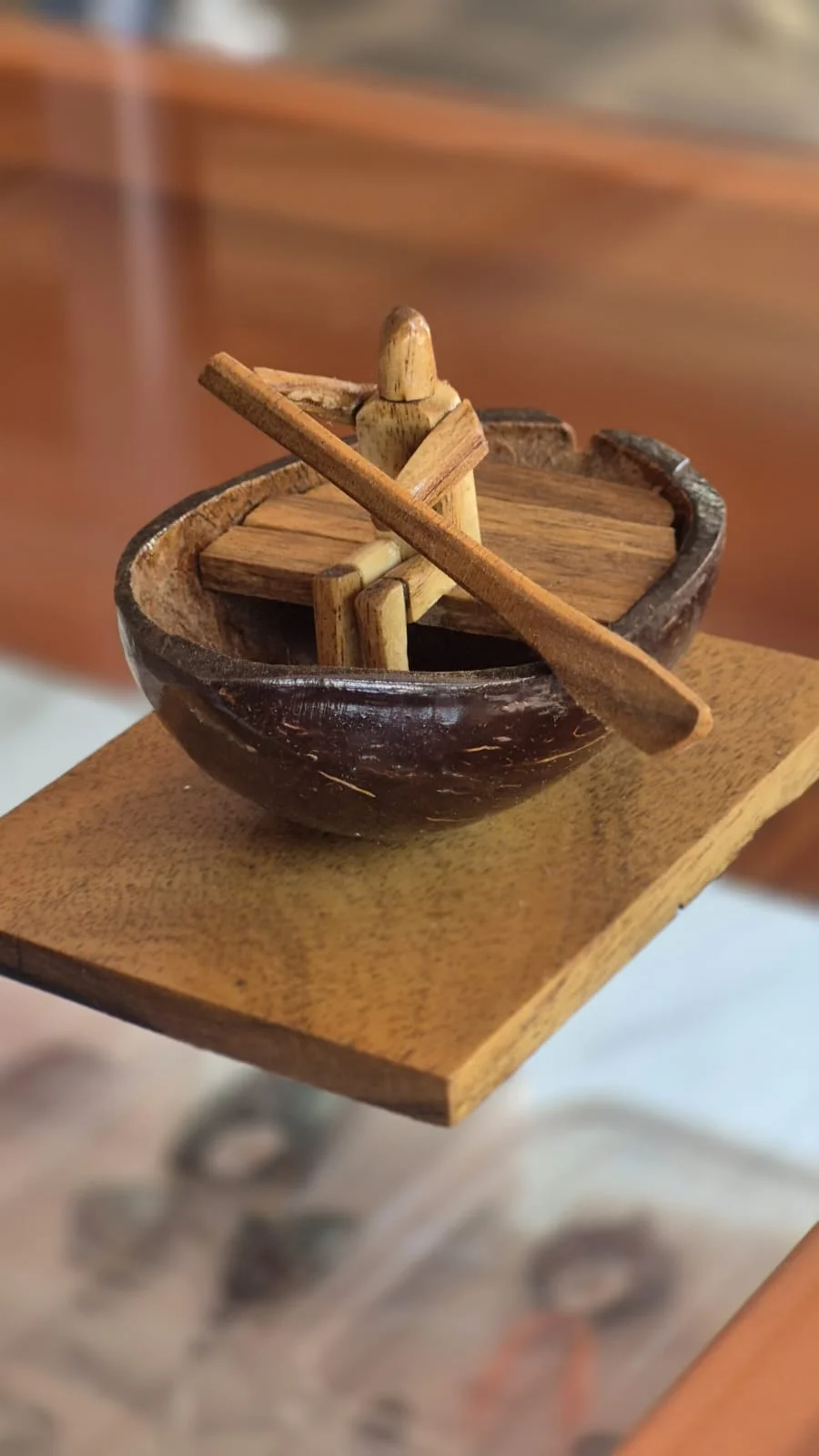 Rowing Boat Fisherman Showpiece